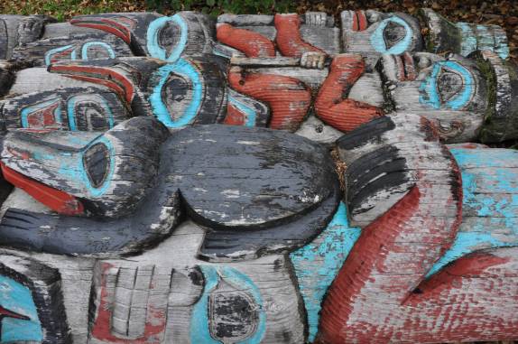 Totens sendo esculpidos em Haines, no sudeste do Alaska